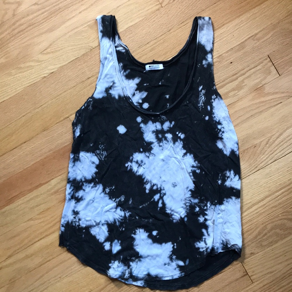 La Made black & white tie dye tank small